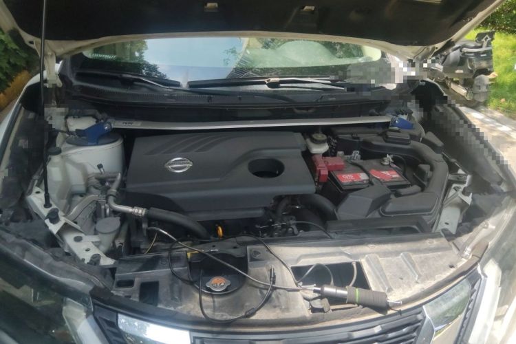 Used Nissan X-Trail 2017 2.0L CVT Comfort Edition 2WD Engine Bay