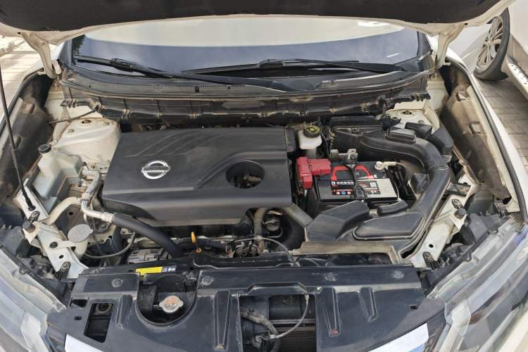 Used Nissan X-Trail 2017 2.0L CVT Comfort Edition 2WD Engine Bay