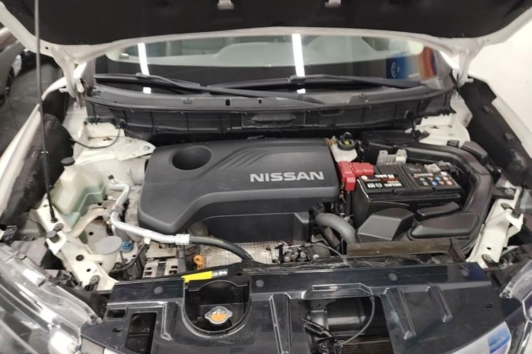 Used Nissan X-Trail 2017 2.5L CVT Luxury Edition 4WD Engine Bay