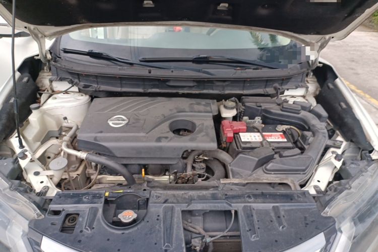 Used Nissan X-Trail 2017 2.0L CVT Comfort Edition 2WD Engine Bay
