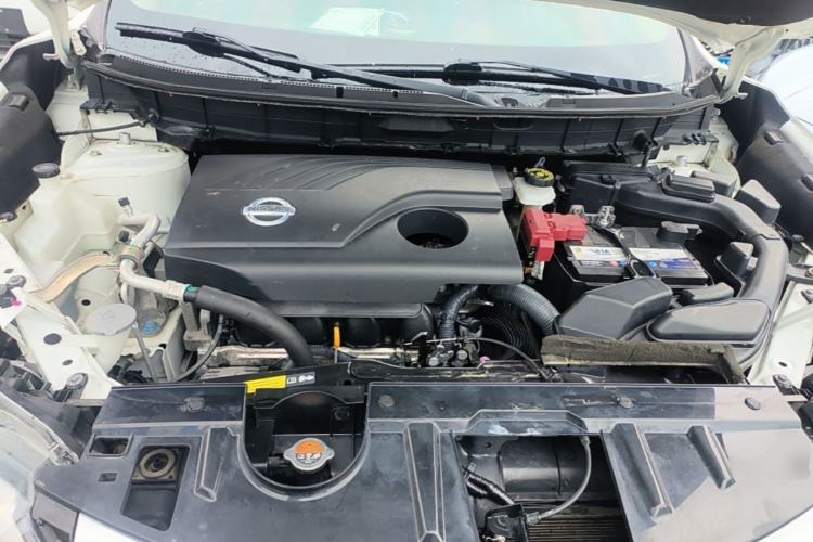 Used Nissan X-Trail 2017 2.0L CVT Comfort Edition 2WD Engine Bay