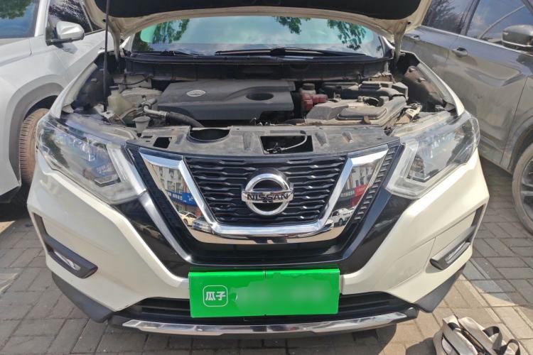 Used Nissan X-Trail 2017 2.0L CVT Comfort Edition 2WD Engine Bay