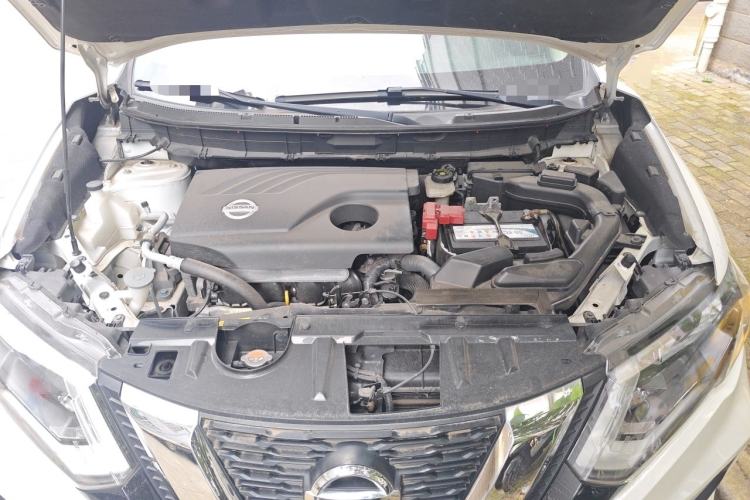 Used Nissan X-Trail 2017 2.0L CVT Comfort Edition 2WD Engine Bay