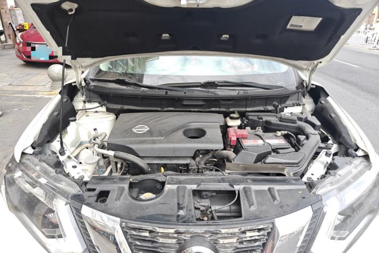 Used Nissan X-Trail 2017 2.0L CVT Comfort Edition 2WD Engine Bay