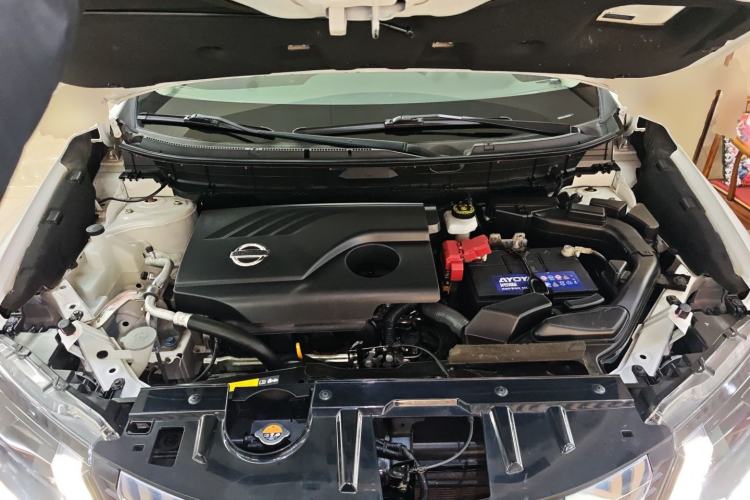 Used Nissan X-Trail 2017 2.0L CVT Comfort Edition 2WD Engine Bay