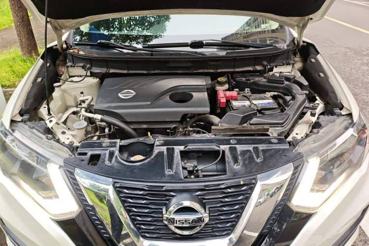 Used Nissan X-Trail 2017 2.0L CVT Comfort Edition 2WD Engine Bay