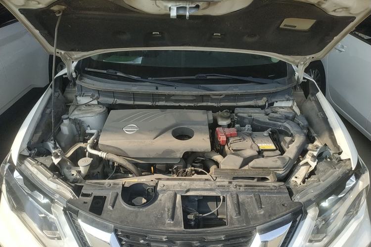Used Nissan X-Trail 2017 2.0L CVT Comfort Edition 2WD Engine Bay