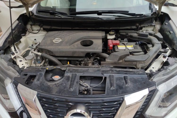 Used Nissan X-Trail 2017 2.0L CVT Comfort Edition 2WD Engine Bay