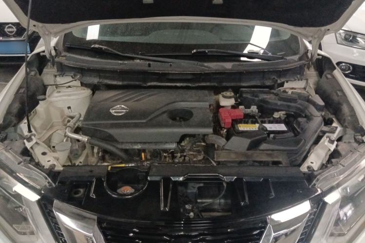 Used Nissan X-Trail 2017 2.0L CVT Comfort Edition 2WD Engine Bay