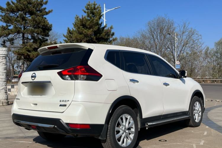 Used Nissan X-Trail 2017 2.0L CVT Comfort Edition 2WD Exterior 1