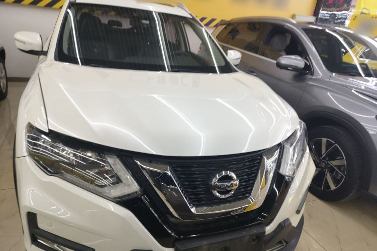 Used Nissan X-Trail 2017 2.5L CVT Leading Edition 4WD Exterior 1