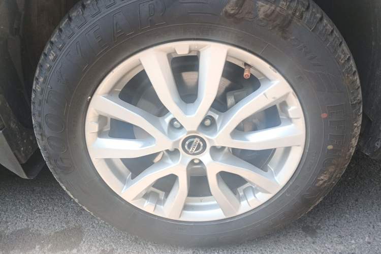 Used Nissan X-Trail 2017 2.0L CVT Comfort Edition 2WD Exterior 1