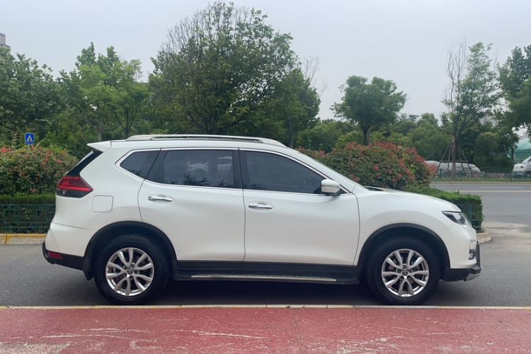 Used Nissan X-Trail 2017 2.0L CVT Comfort Edition 2WD Exterior 2