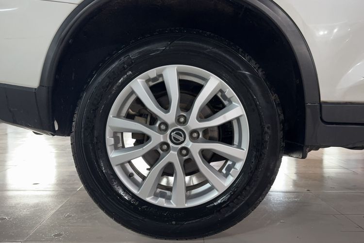 Used Nissan X-Trail 2017 2.0L CVT Comfort Edition 2WD Exterior 2