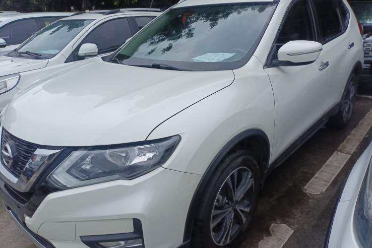 Used Nissan X-Trail 2017 2.5L CVT Leading Edition 4WD Exterior 2