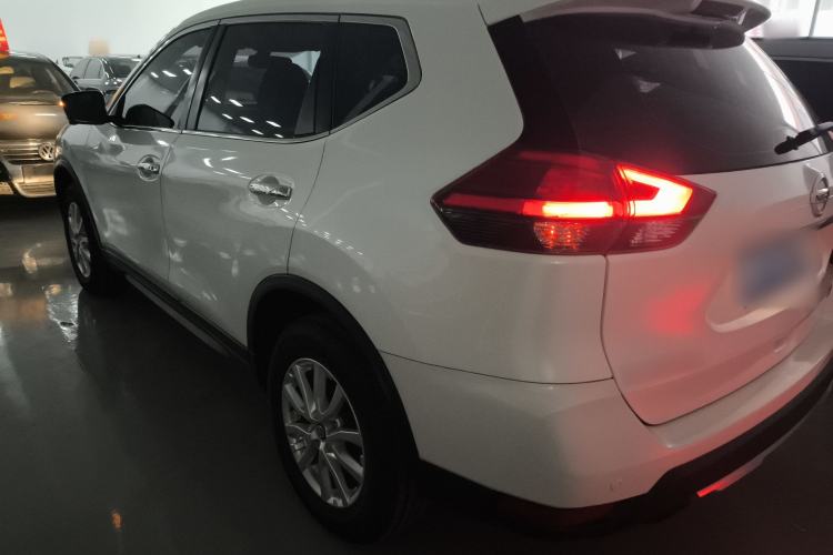 Used Nissan X-Trail 2017 2.0L CVT Comfort Edition 2WD Exterior 2