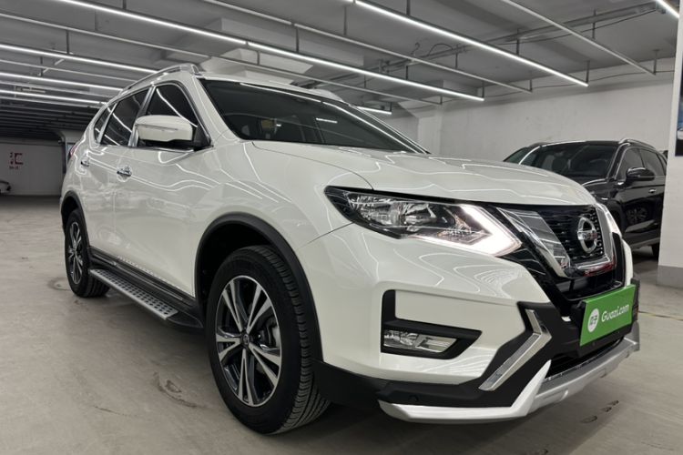 Used Nissan X-Trail 2017 2.5L CVT Luxury Edition 4WD Exterior 2