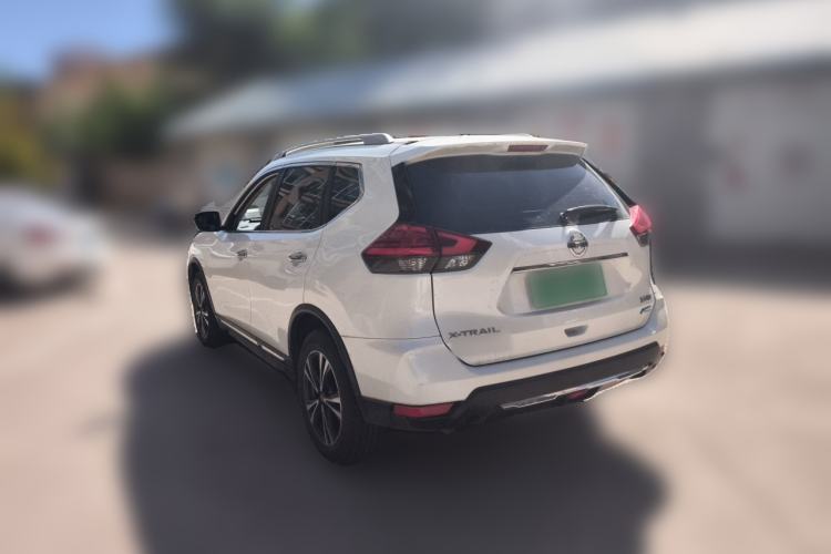 Used Nissan X-Trail 2017 2.5L CVT Luxury Edition 4WD Exterior 3