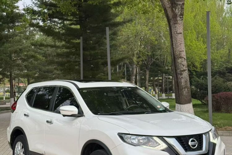 Used Nissan X-Trail 2017 2.0L CVT Comfort Edition 2WD Exterior 3