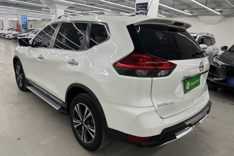 Used Nissan X-Trail 2017 2.5L CVT Luxury Edition 4WD Exterior 3