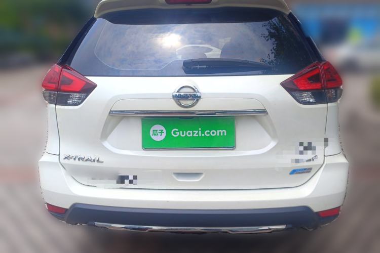Used Nissan X-Trail 2017 2.5L CVT Leading Edition 4WD Exterior 4