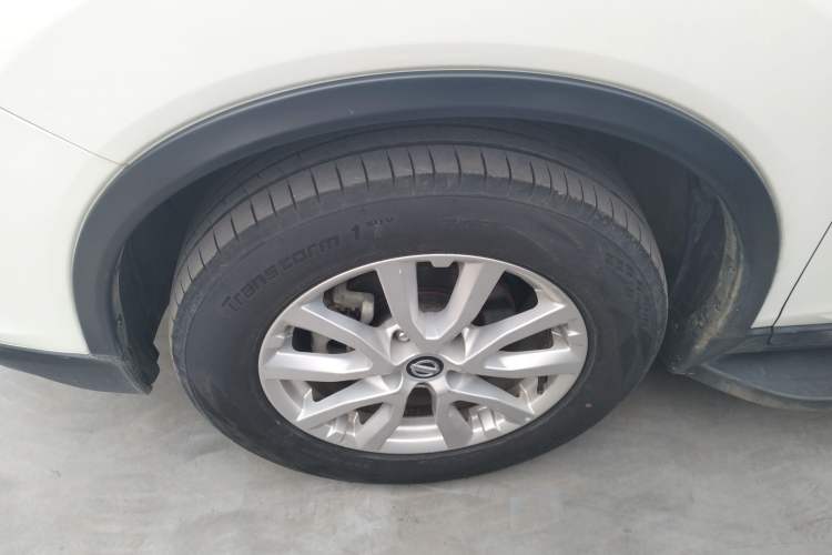 Used Nissan X-Trail 2017 2.0L CVT Comfort Edition 2WD Exterior 4