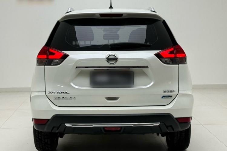 Used Nissan X-Trail 2017 2.5L CVT Luxury Edition 4WD Exterior 4