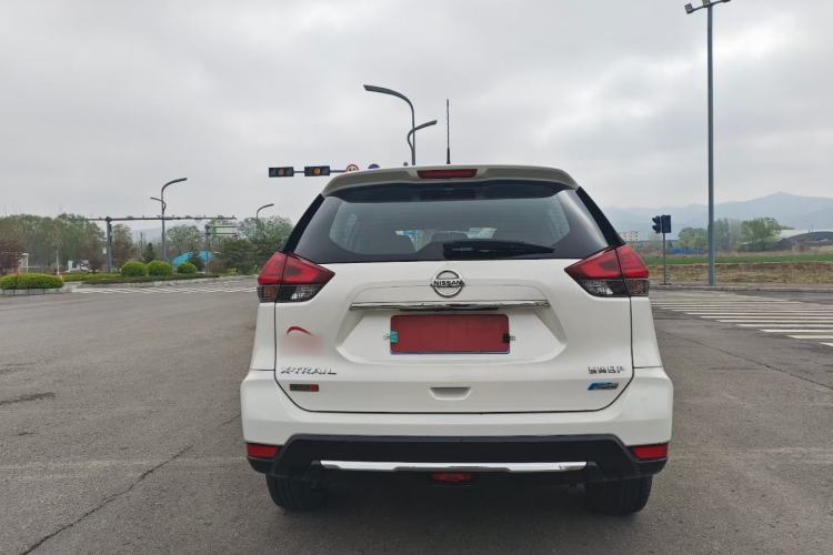 Used Nissan X-Trail 2017 2.0L CVT Comfort Edition 2WD Exterior 4