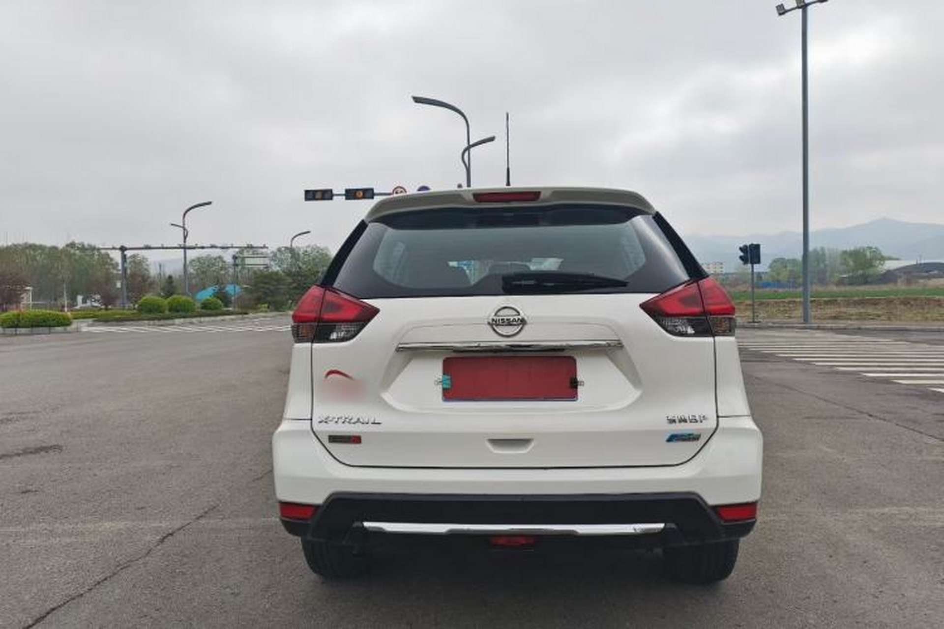Used Nissan X-Trail 2017 2.0L CVT Comfort Edition 2WD Exterior 4