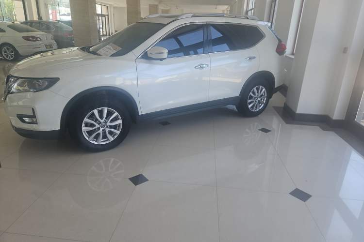 Used Nissan X-Trail 2017 2.0L CVT Comfort Edition 2WD Exterior 5