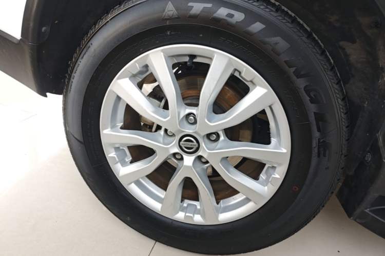 Used Nissan X-Trail 2017 2.0L CVT Comfort Edition 2WD Exterior 5