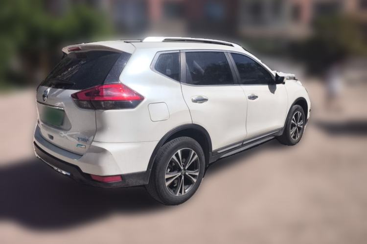 Used Nissan X-Trail 2017 2.5L CVT Luxury Edition 4WD Exterior 5