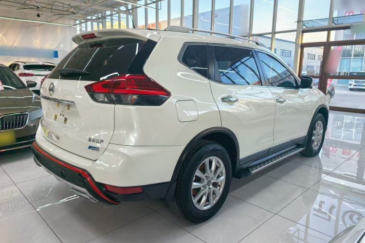 Used Nissan X-Trail 2017 2.0L CVT Comfort Edition 2WD Exterior 5
