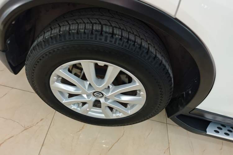 Used Nissan X-Trail 2017 2.0L CVT Comfort Edition 2WD Exterior 5