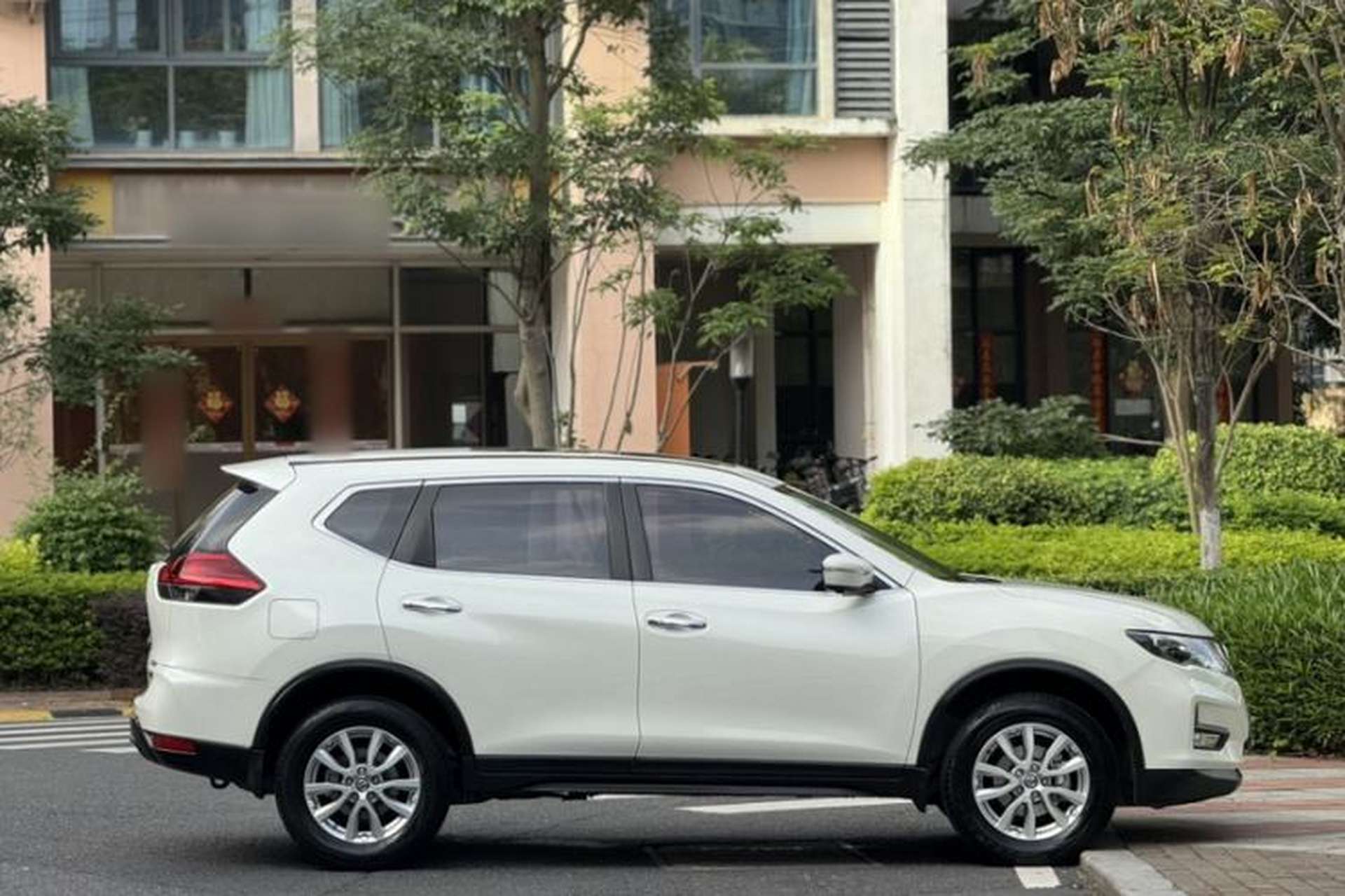 Used Nissan X-Trail 2017 2.0L CVT Comfort Edition 2WD Exterior 6