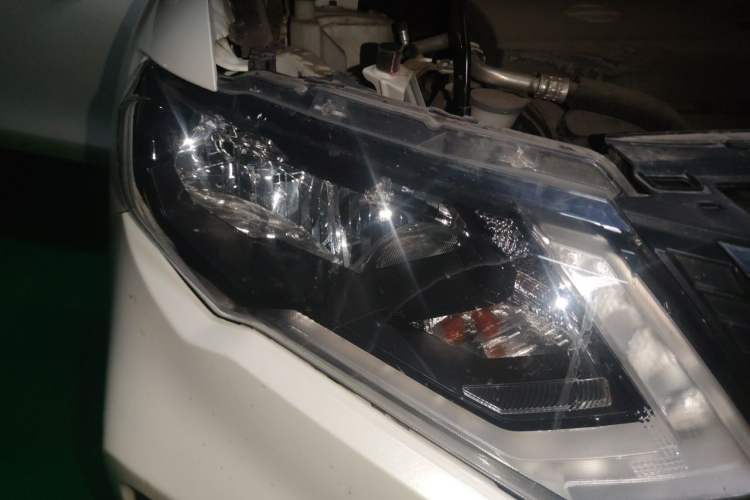 Used Nissan X-Trail 2017 2.0L CVT Fashion Edition 2WD Exterior 6