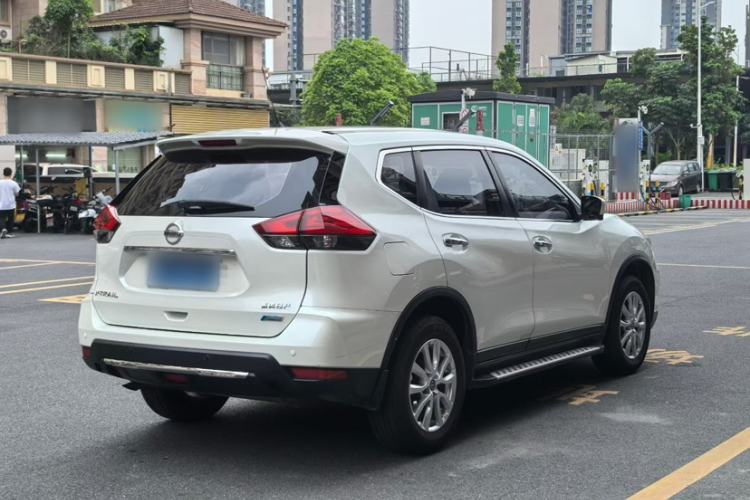 Used Nissan X-Trail 2017 2.0L CVT Comfort Edition 2WD Exterior 8