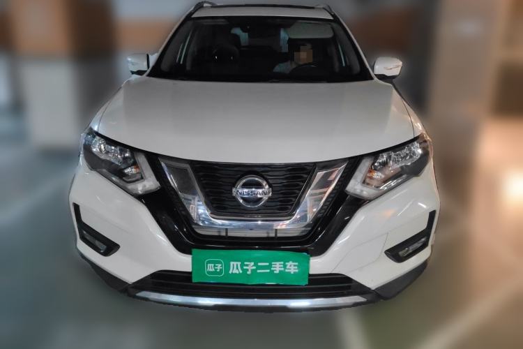 Used Nissan X-Trail 2017 2.5L CVT Luxury Edition 4WD Front