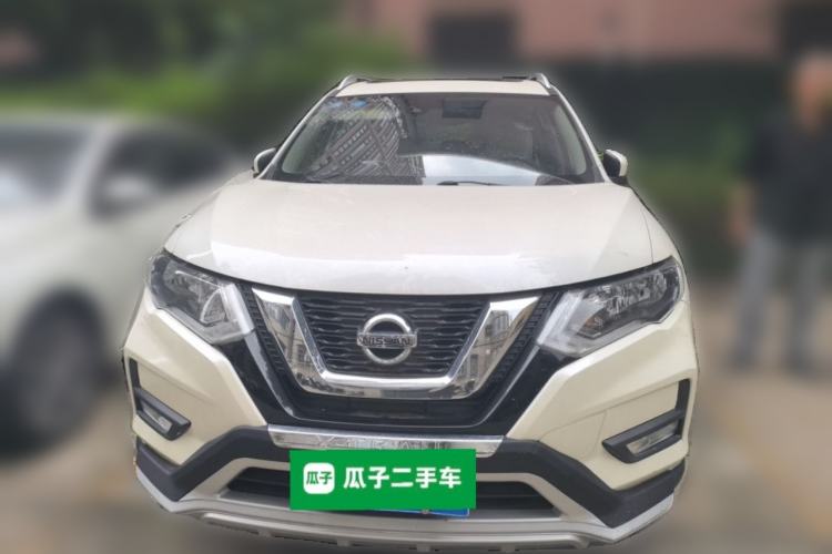 Used Nissan X-Trail 2017 2.5L CVT Luxury Edition 4WD Front