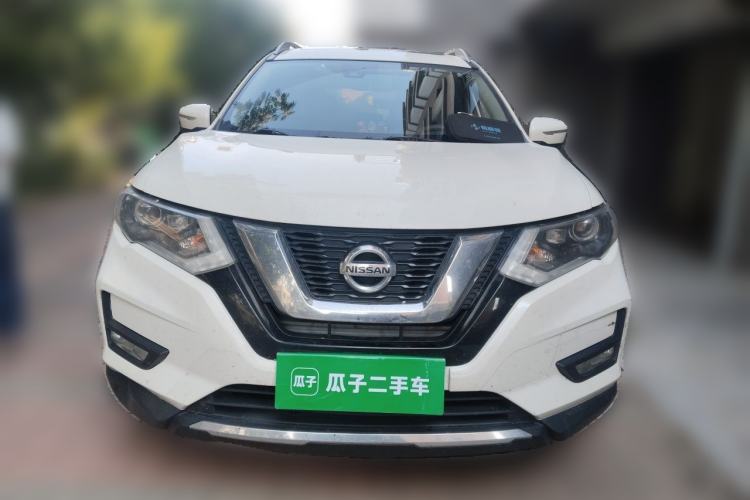 Used Nissan X-Trail 2017 2.5L CVT Luxury Edition 4WD Front