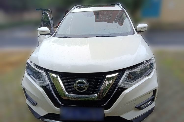 Used Nissan X-Trail 2017 2.5L CVT Luxury Edition 4WD Front