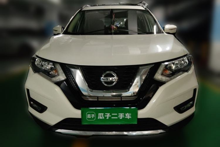 Used Nissan X-Trail 2017 2.5L CVT Luxury Edition 4WD Front