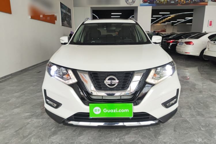Used Nissan X-Trail 2017 2.5L CVT Luxury Edition 4WD Front