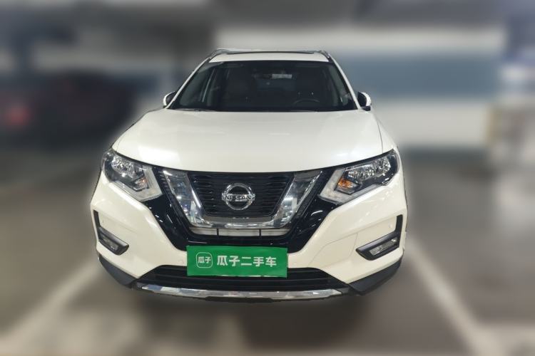 Used Nissan X-Trail 2017 2.5L CVT Luxury Edition 4WD Front