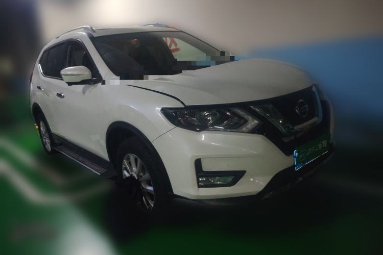 Used Nissan X-Trail 2017 2.0L CVT Comfort Edition 2WD Front Right 45 Deg