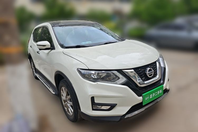 Used Nissan X-Trail 2017 2.0L CVT Comfort Edition 2WD Front Right 45 Deg