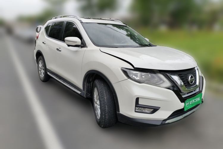 Used Nissan X-Trail 2017 2.0L CVT Comfort Edition 2WD Front Right 45 Deg