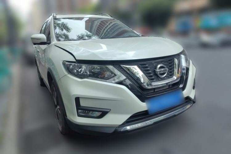 Used Nissan X-Trail 2017 2.5L CVT Luxury Edition 4WD Front Right 45 Deg