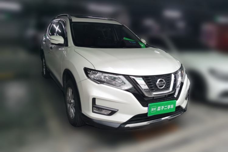 Used Nissan X-Trail 2017 2.0L CVT Comfort Edition 2WD Front Right 45 Deg