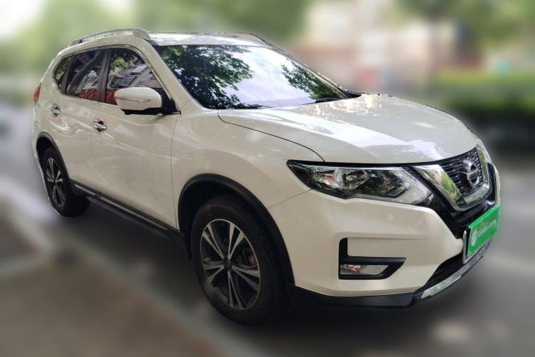 Used Nissan X-Trail 2017 2.5L CVT Luxury Edition 4WD Front Right 45 Deg
